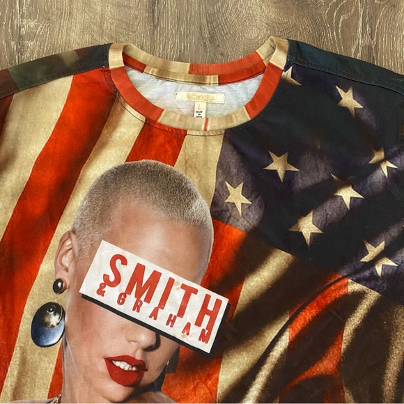 Smith & Graham Badass Bikini Tattooed Girl with American Flag Luxury Tee - Picture 5 of 13